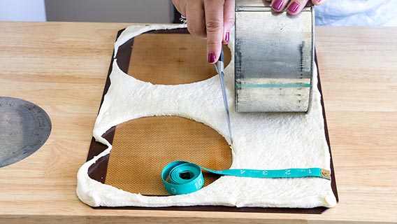 oh-yes-we-did-pepperoni-pizza-cake_04